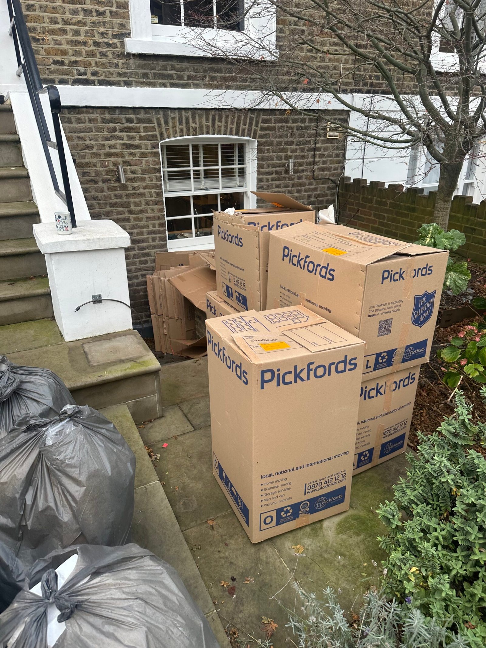 Before rubbish clearance in Hackney E8 by MM Rubbish Clearance