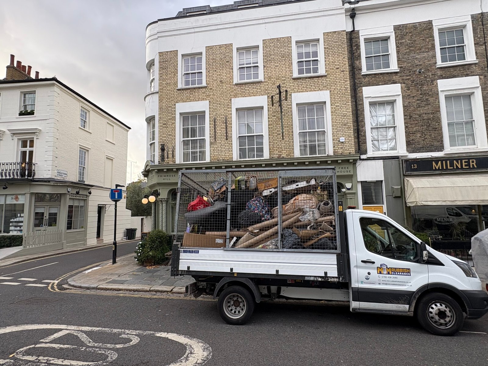 MM Rubbish Clearance team loading waste on a North London job – licensed waste removal in action