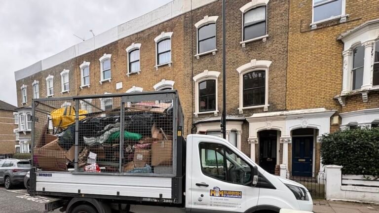 MM Rubbish Clearance team clearing a full room in Highbury N5