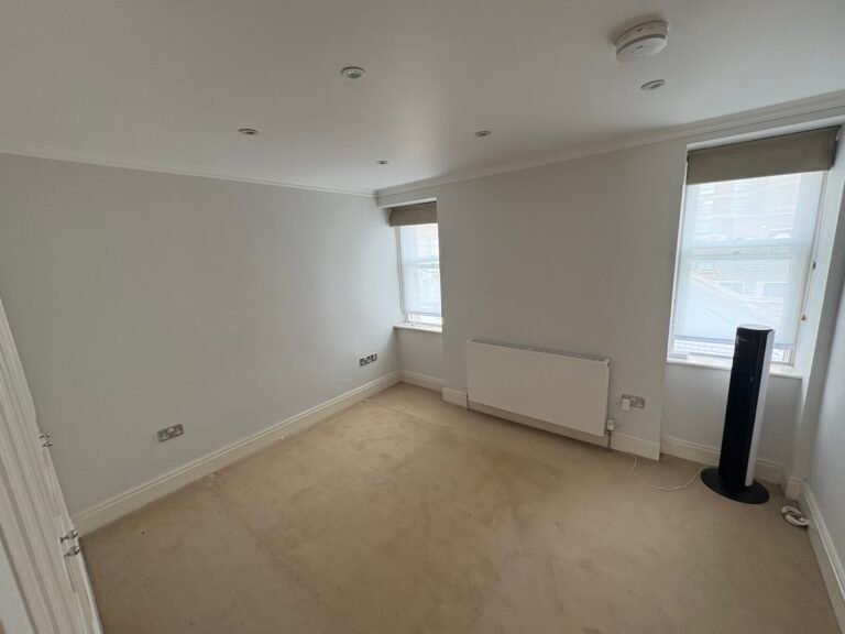 The same Marble Arch W1 room after clearance