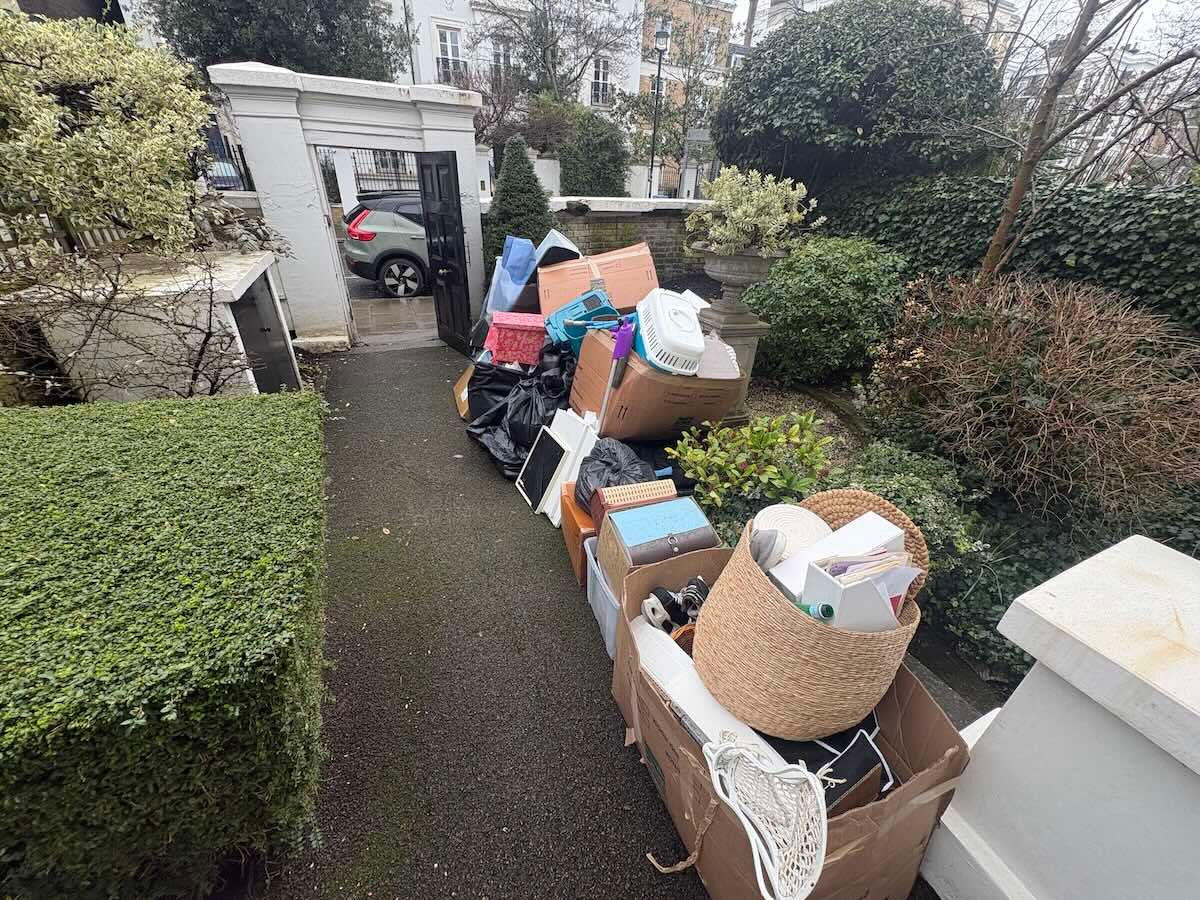 House clearance in South Hampstead NW6 — before clearance by MM Rubbish Clearance