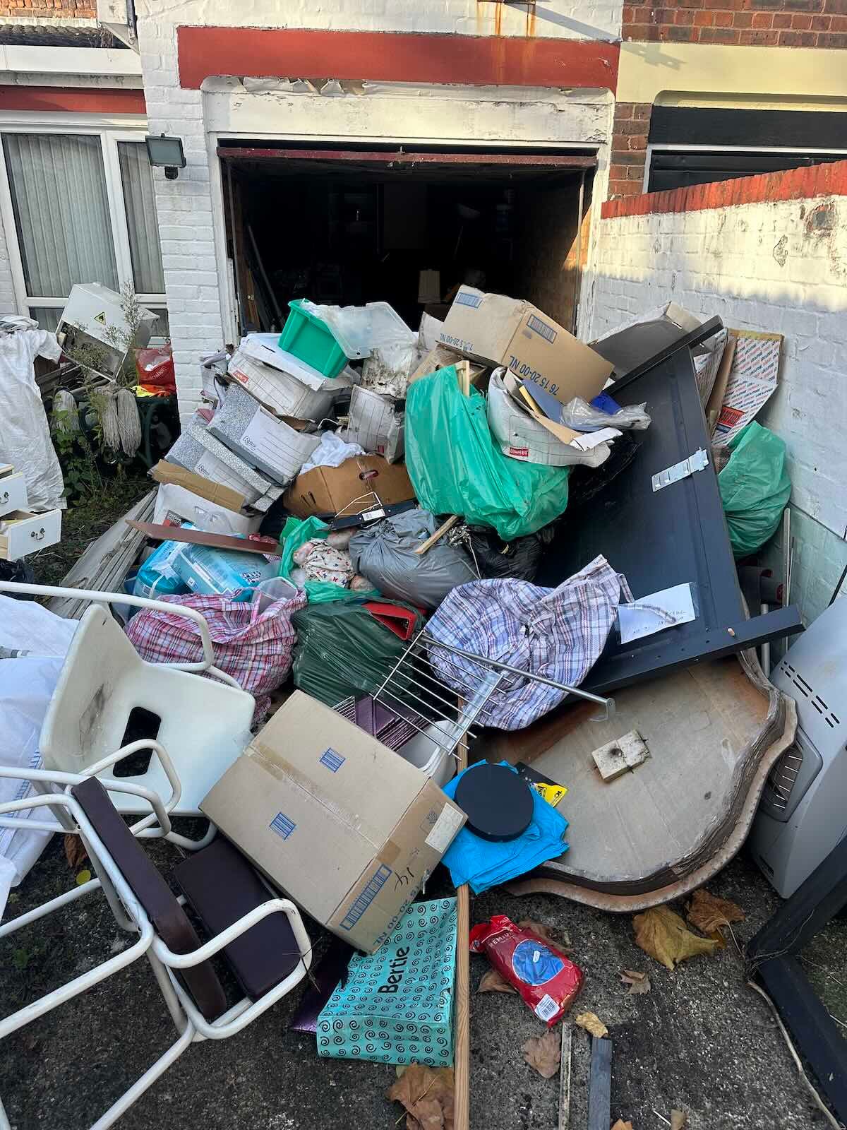 House clearance in Stoke Newington N16 — before clearance by MM Rubbish Clearance