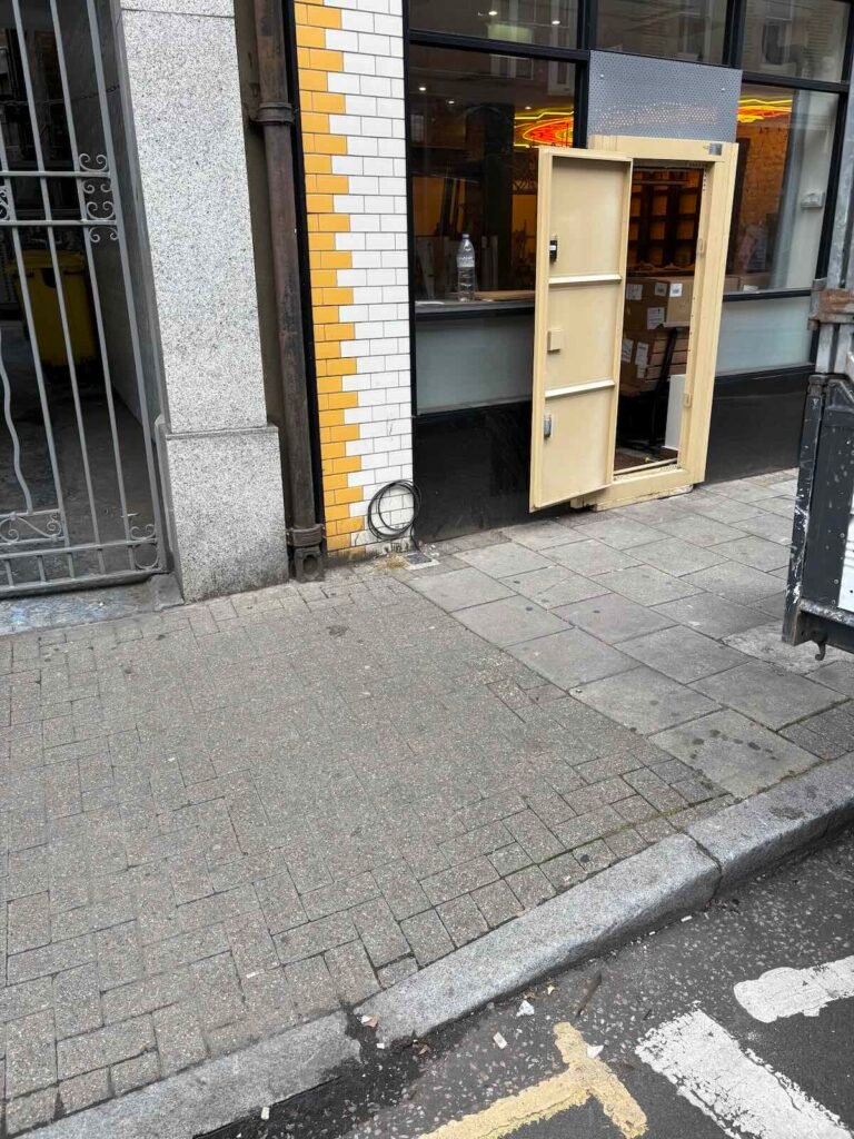 The same Farringdon EC1 restaurant cleared and ready for the next stage of refurbishment